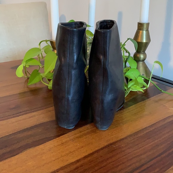 French Connection Rafaela Bootie - Picture 3 of 4